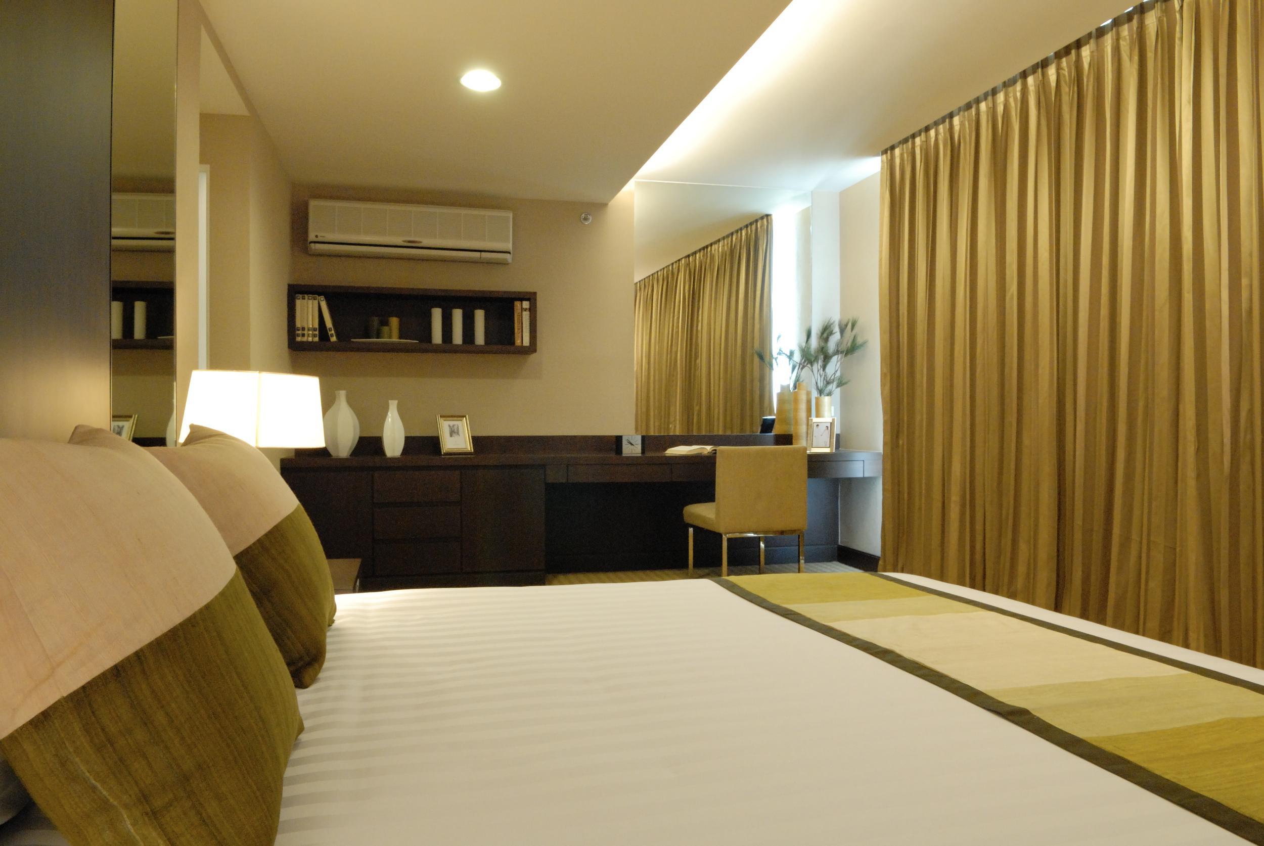 The Narathiwas Hotel & Residence Sathorn Bangkok Exterior photo
