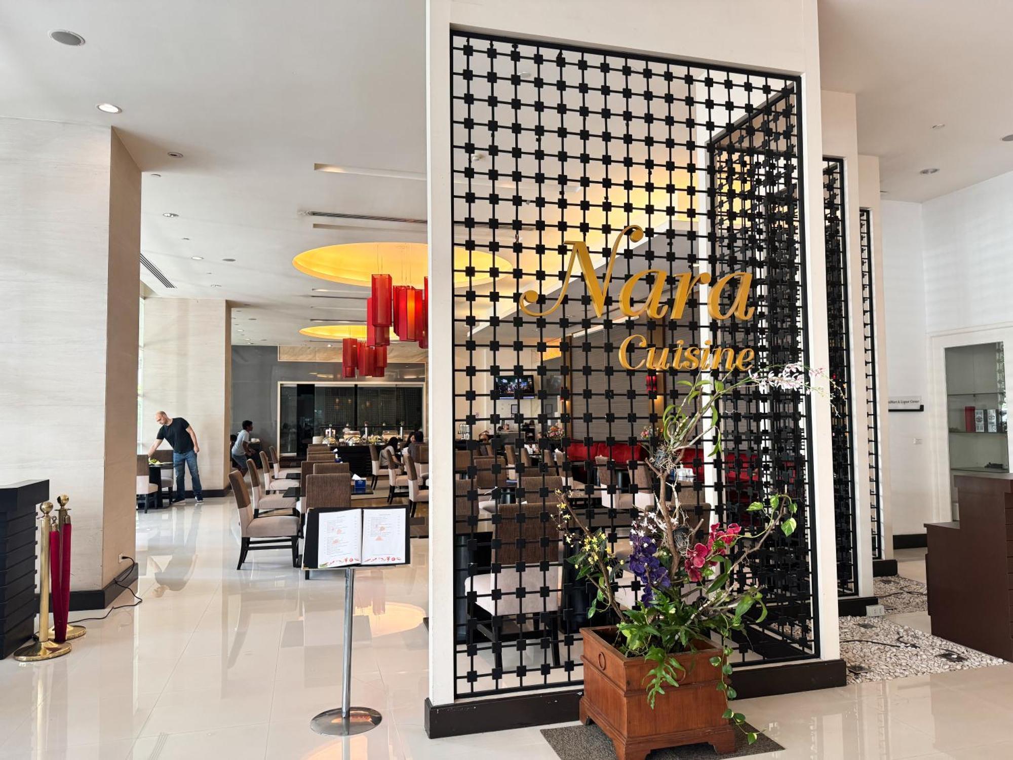 The Narathiwas Hotel & Residence Sathorn Bangkok Exterior photo