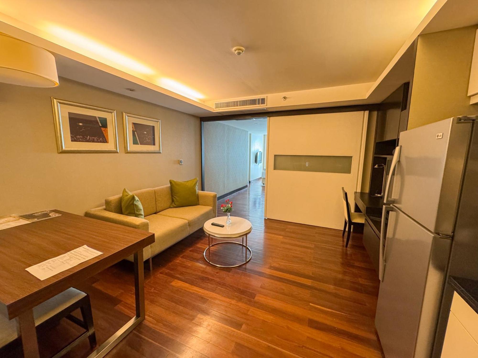 The Narathiwas Hotel & Residence Sathorn Bangkok Exterior photo