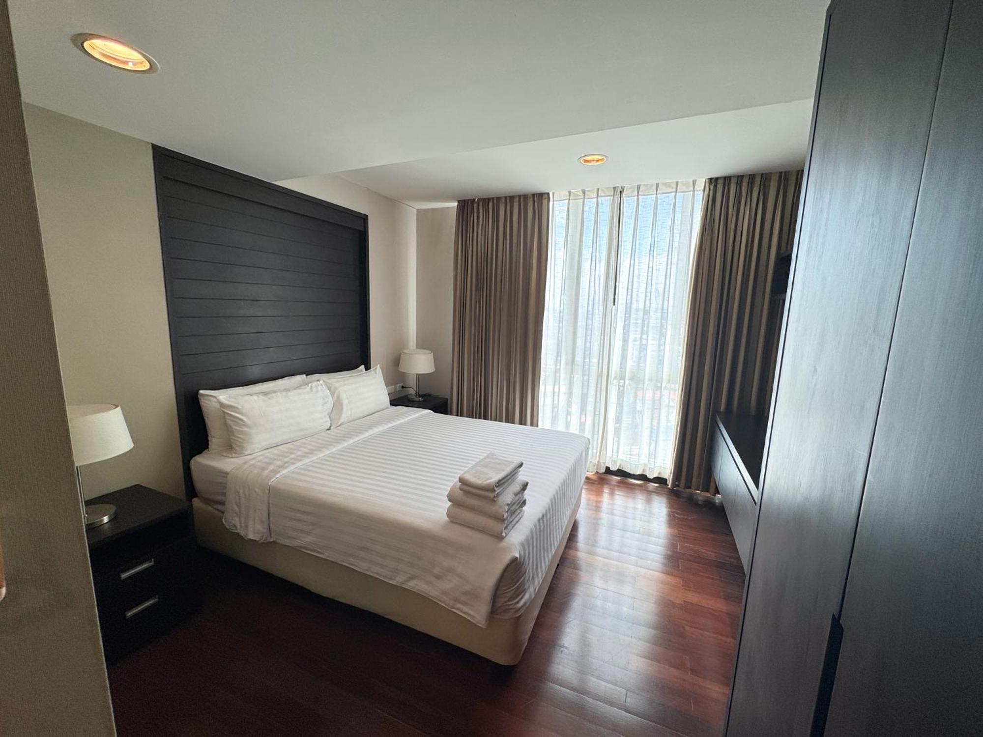The Narathiwas Hotel & Residence Sathorn Bangkok Exterior photo