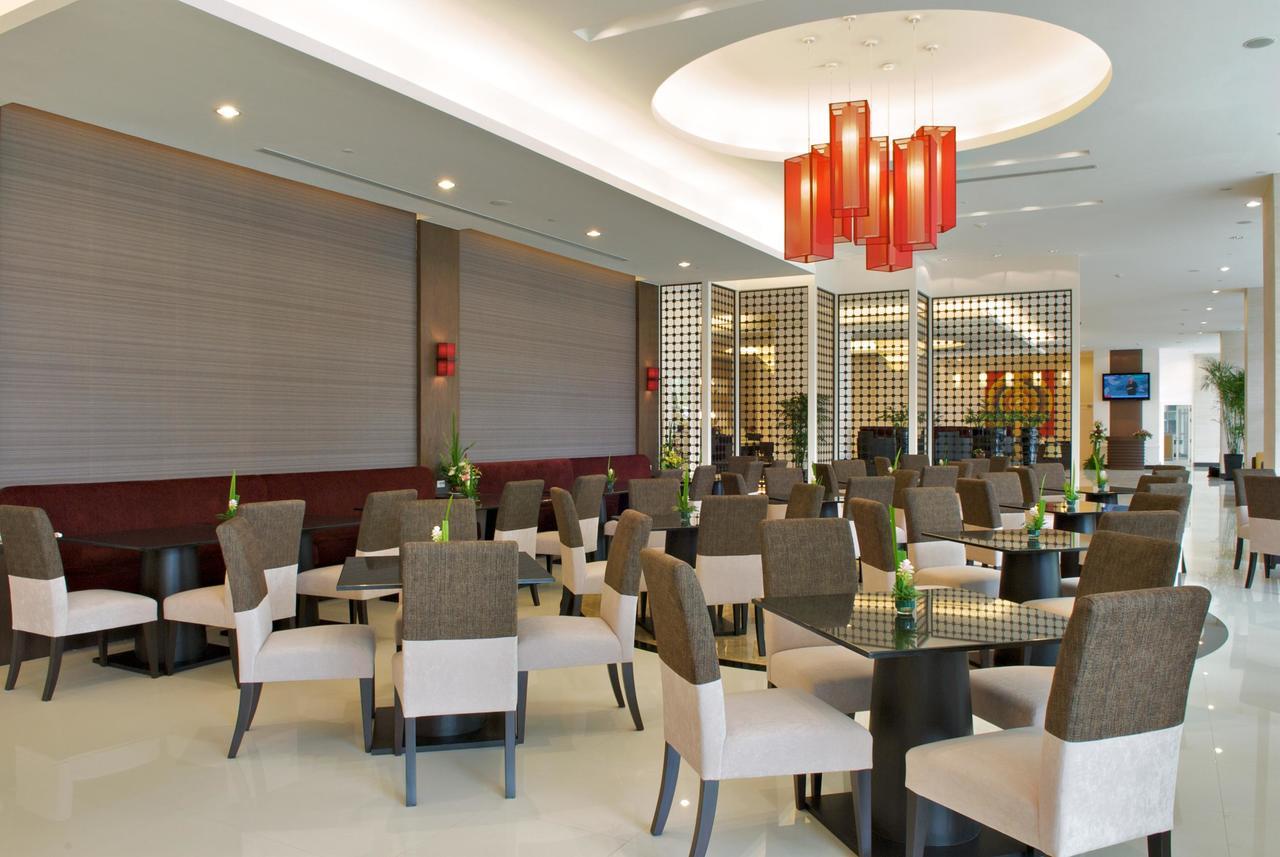 The Narathiwas Hotel & Residence Sathorn Bangkok Exterior photo