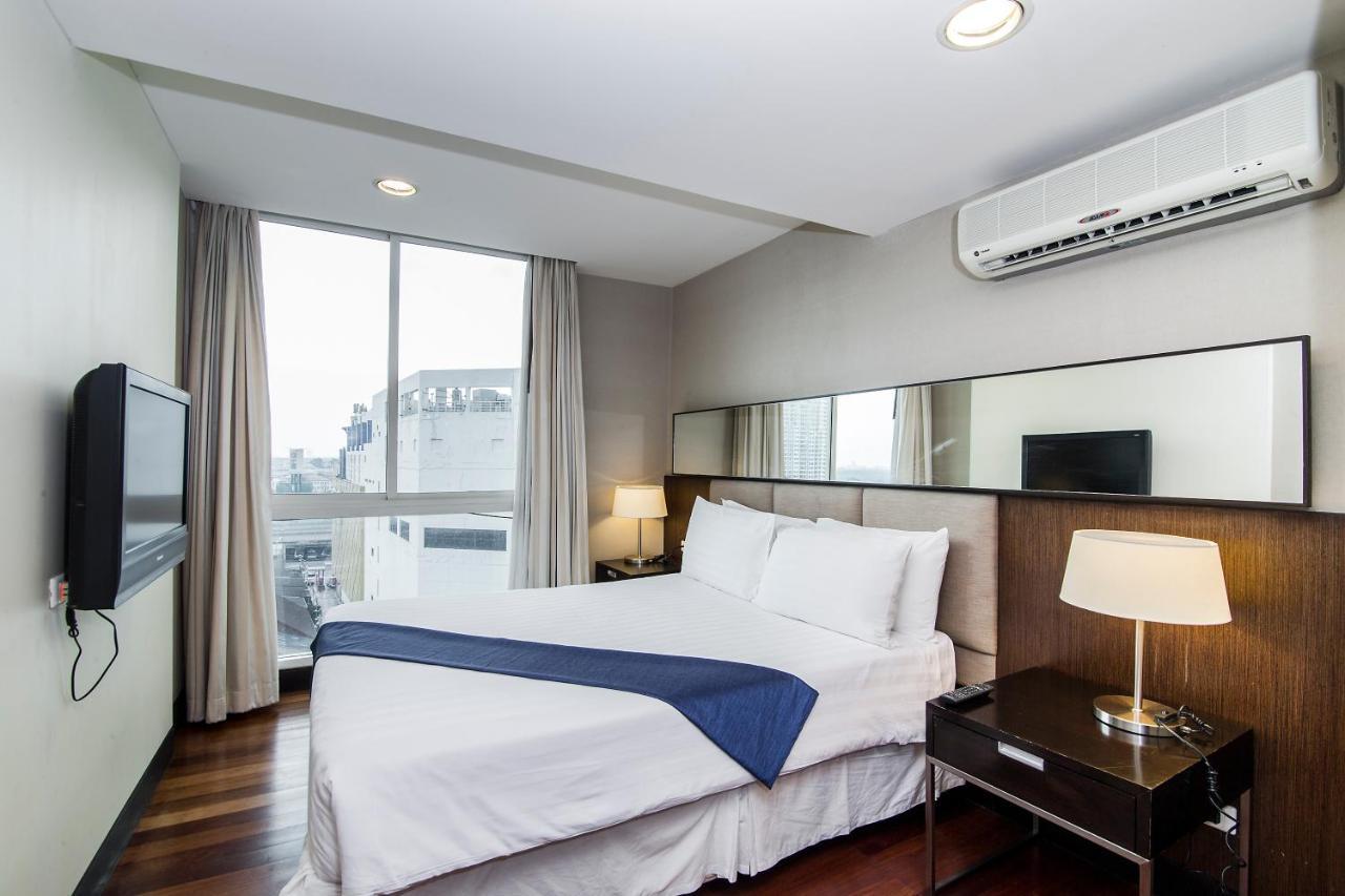 The Narathiwas Hotel & Residence Sathorn Bangkok Exterior photo